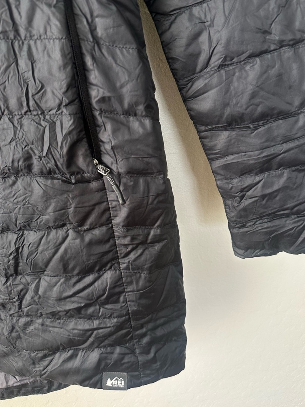 REI Co-op Women’s XS Packable Down Hooded Lightweight Parka - Mid-Thigh Puffer - Picture 8 of 11